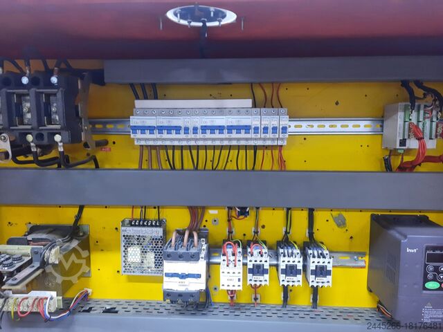 3 POINT AUTOMATIC FOLDER & GLUER MACHINE Bobst DOMINO 100-M