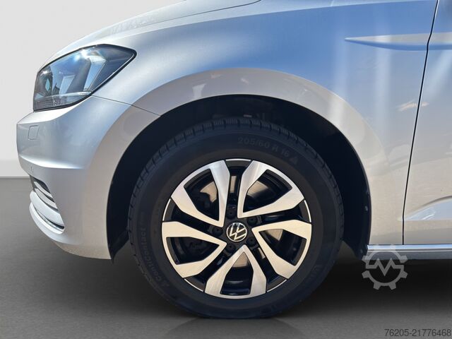 Kleinbus VW Touran 1.5 TSI Active *DSG*7-Sitzer*Navi*ACC*SHZ