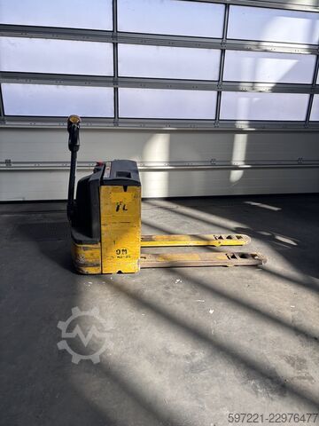 Electric Pallet Trucks OM TL 18