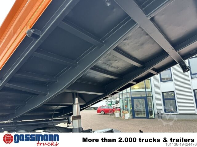 Kipper LKW Iveco Trakker AD190T36W 4x4, EEV, Kran Hiab 111BS-2