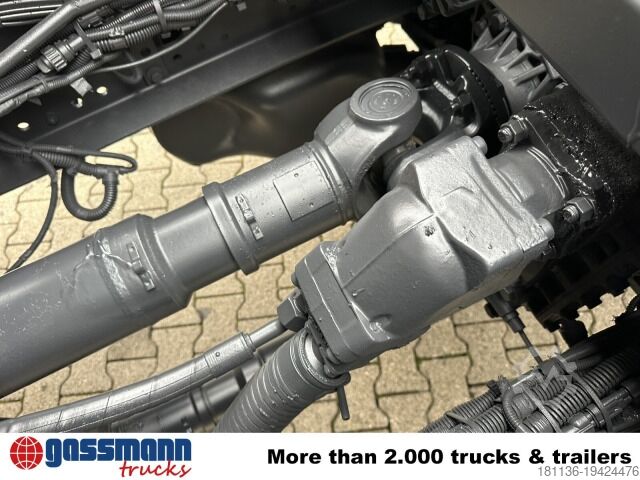 Kipper LKW Iveco Trakker AD190T36W 4x4, EEV, Kran Hiab 111BS-2