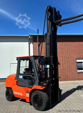 Gabelstapler Toyota 42-7FD45