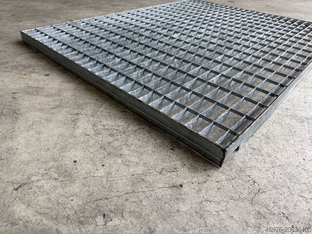 High-bay warehouse shelf grating Gesamttiefe: 1.113 mm / Gesamtbreite: 885mm / MW: 68 x 33 mm / GR-155