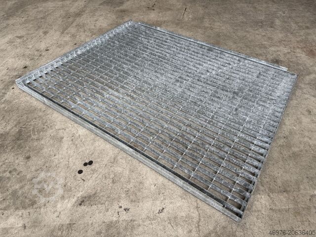 High-bay warehouse shelf grating Gesamttiefe: 1.113 mm / Gesamtbreite: 885mm / MW: 68 x 33 mm / GR-155