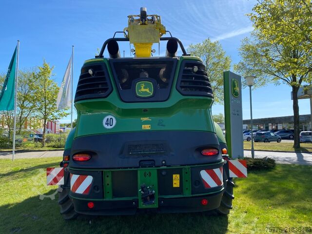 Agricultural machine 9700 i