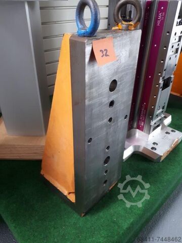 Machining center HILMA-RÖMHELD Spannmittel