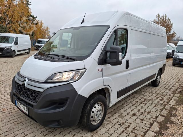 Panel van CITROEN Jumper Grossraumkasten 35 L3H2 Club BlueHDi 140