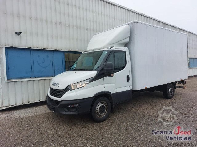 Box van IVECO 35 C 16 Koffer Ladebordwand