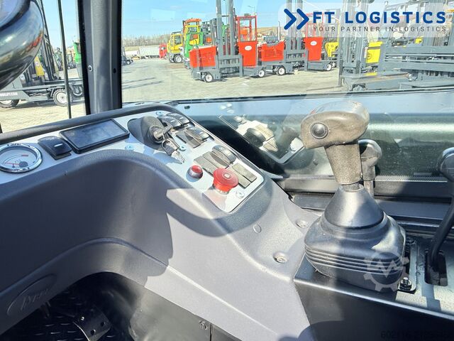 Telescopic loader JCB TLT 30D NEW TIRES CABIN ONLY 4478 HOUR