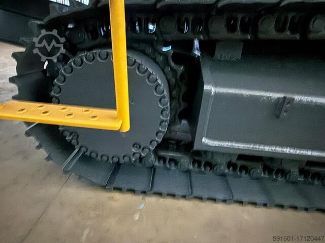 KOMATSU BR500JG-1 mobile crusher Komatsu BR500JG-1