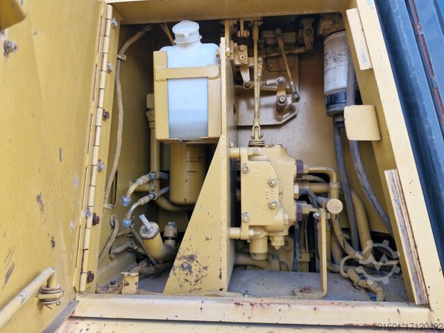 CATERPILLA BULLDOZER D6G SERIES 2 Caterpillar D6G2