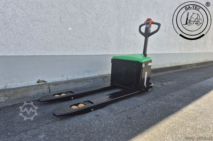 Pallet truck Hangcha CBD20-WD-I