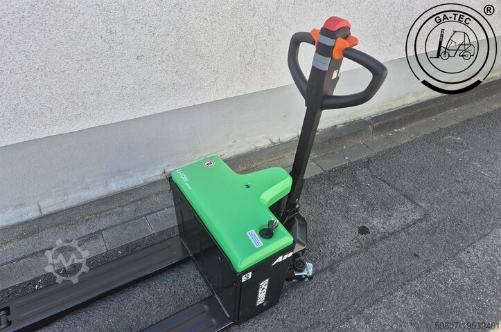 Pallet truck Hangcha CBD20-WD-I