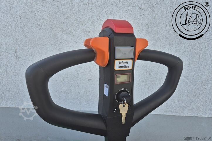 Pallet truck Hangcha CBD20-WD-I