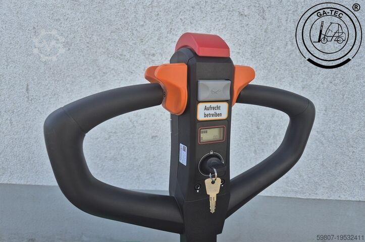 Pallet truck Hangcha CBD20-WD-I