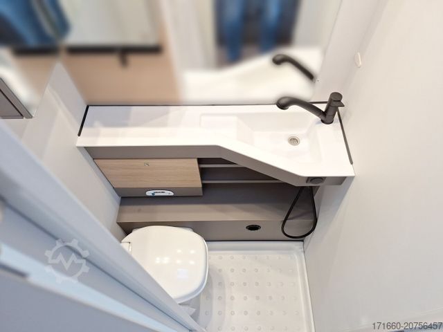 Wohnwagen BÜRSTNER B66 490 TL