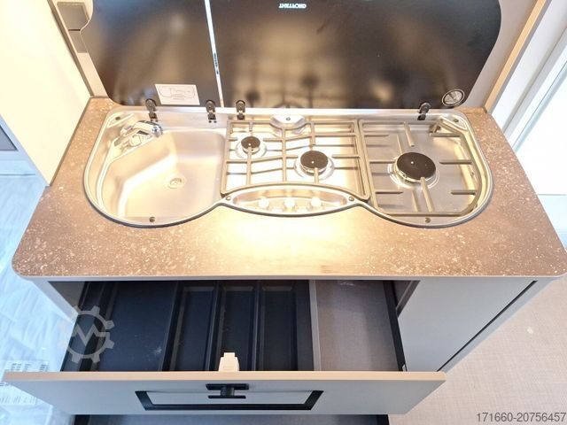 Wohnwagen BÜRSTNER B66 490 TL