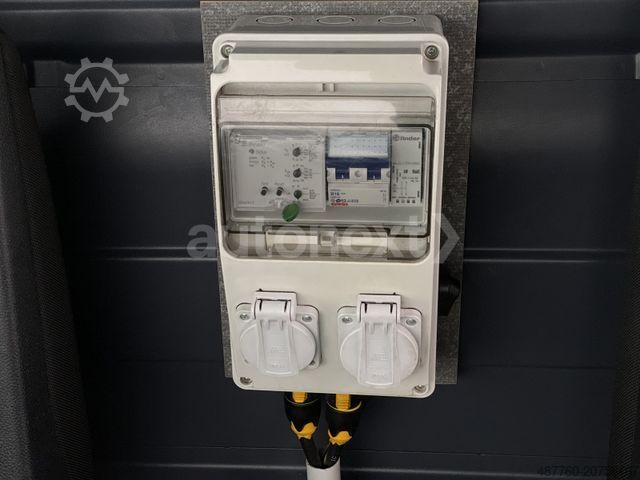 Kastenwagen hoch MERCEDES-BENZ Sprinter 316 *Werkstatt* AHK3,5t+KAMERA+230V 133