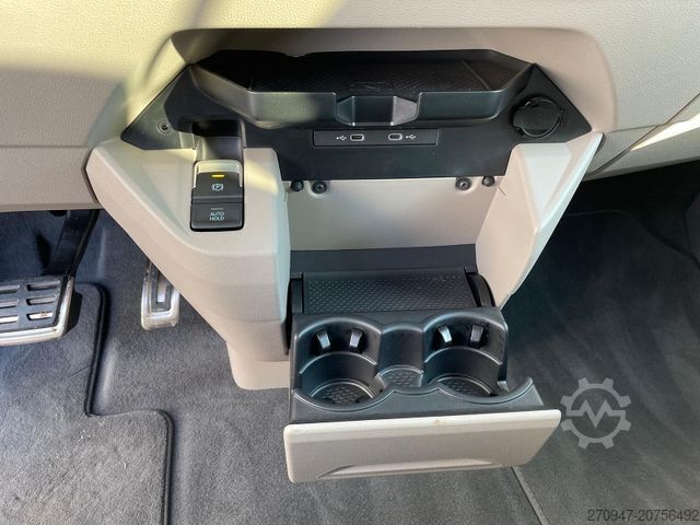 Kleinbus VOLKSWAGEN T7 Multivan Goal eHybrid lang 4MOTION ACC AHK