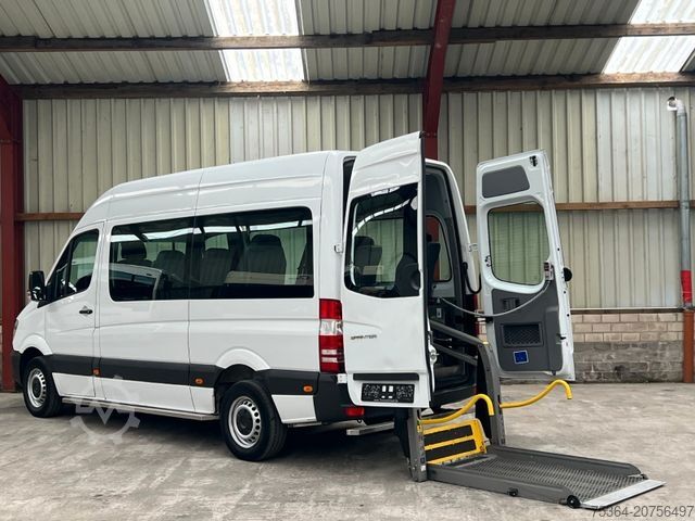 Kleinbus MERCEDES-BENZ Sprinter 313 BlueTEC 9 Sitze+ ENGINE NO GOOD