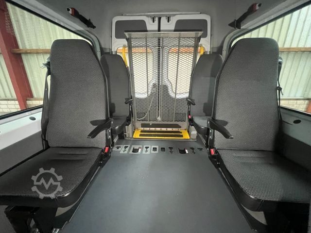 Kleinbus MERCEDES-BENZ Sprinter 313 BlueTEC 9 Sitze+ ENGINE NO GOOD