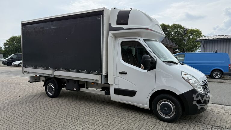Pick-up van Opel Movano  Pritsche Schiebeplane 3,5t Schlafkabine