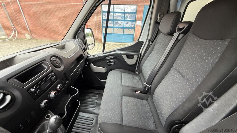 Pick-up van Opel Movano  Pritsche Schiebeplane 3,5t Schlafkabine