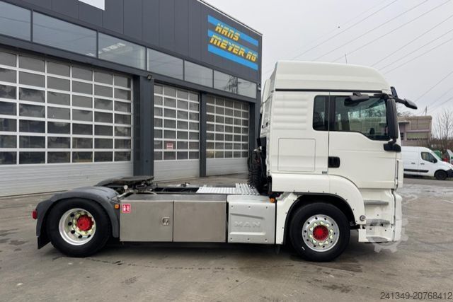Standard tractor unit MAN TGS 18.440 4x2 ADR Kompressor