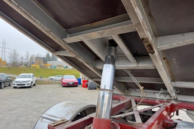 Kipper LKW IVECO 270 4x2 Kipper