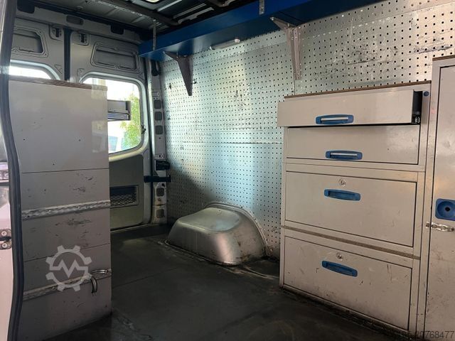 Kastenwagen hoch MERCEDES-BENZ Sprinter 513 CDI Hoch+Lang*Regale*Garantie*