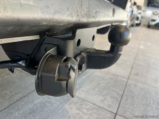 Kastenwagen hoch PEUGEOT Boxer 2,2 HDI Maxi L3-H2*Klima*Tempomat*Garantie