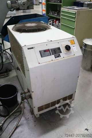 Vertikales Bearbeitungszentrum Mikron VCP 710