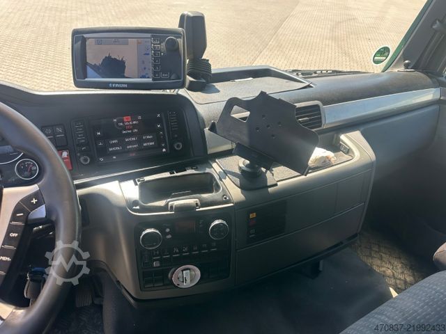 Garbage truck MAN TGXS 26.320 / Faun Variopress 527