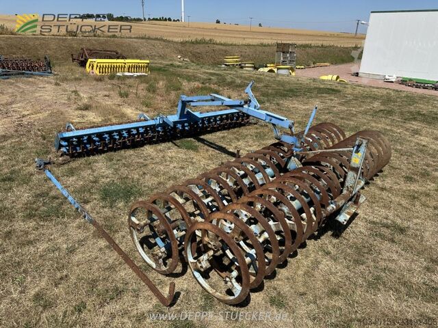 Lemken Doppel-Ringpacker mit Krümelwalze Lemken Doppel-Ringpacker mit Krümelwalze