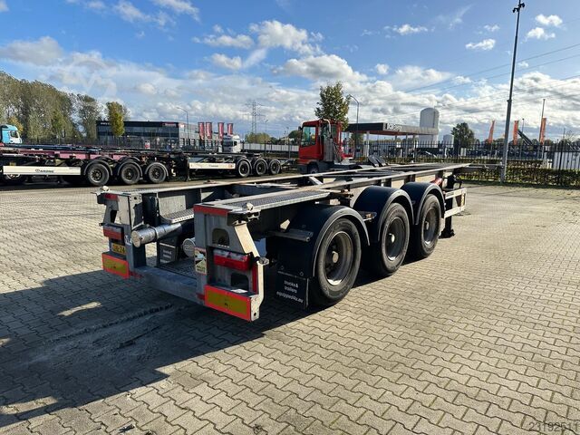 Van Hool 3-axle semi-trailer 20ft/30ft ADR chassis / galvanized / BPW drum brakes / ADR / Dutch chas Van Hool 3-ASSIGE OPLEGGER 20FT/30FT ADR CHASSIS / galva...