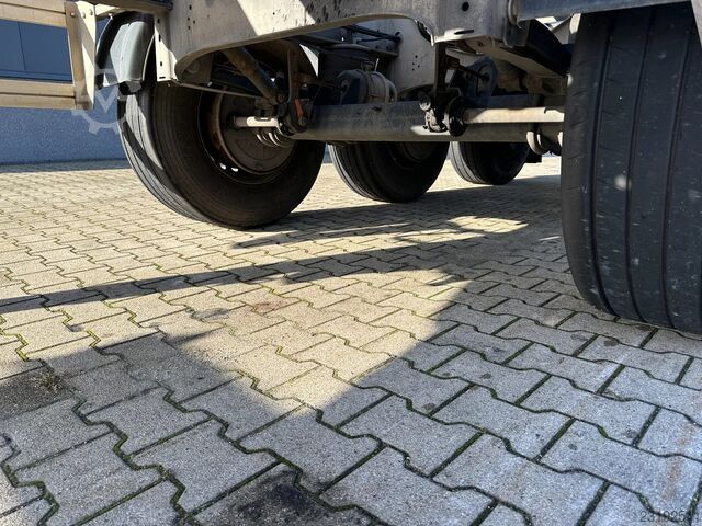 Van Hool 3-axle semi-trailer 20ft/30ft ADR chassis / galvanized / BPW drum brakes / ADR / Dutch chas Van Hool 3-ASSIGE OPLEGGER 20FT/30FT ADR CHASSIS / galva...