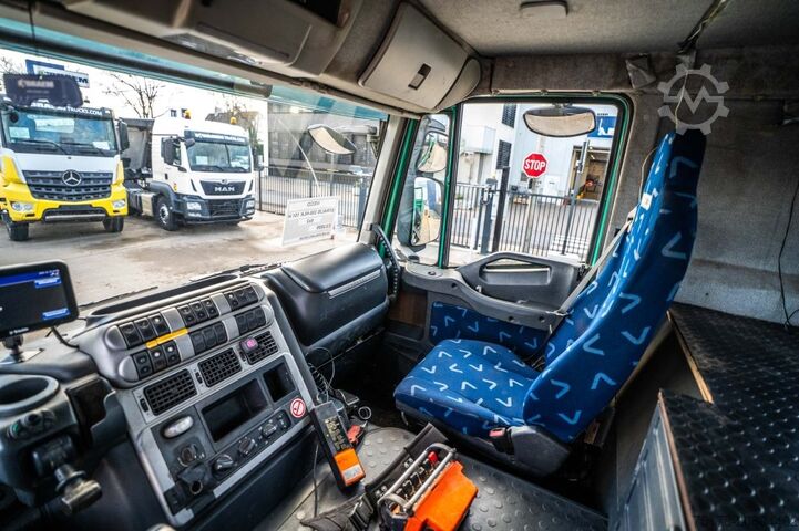 Kipper mit Kran IVECO STRALIS 330 - MKG 151 HP A3