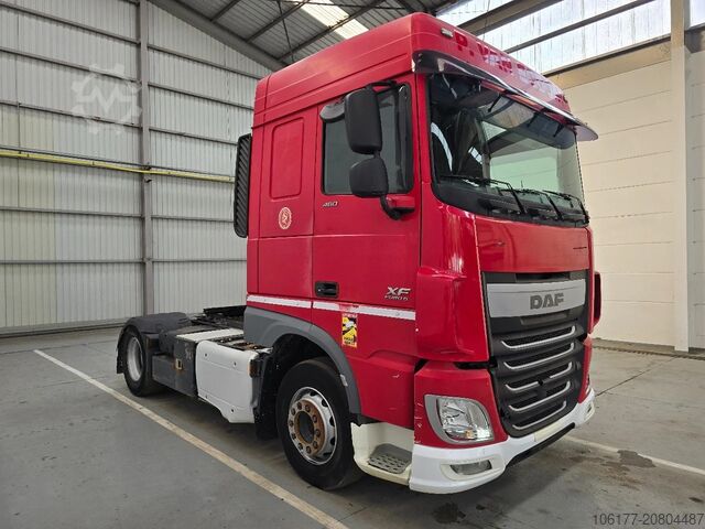 Standard-SZM DAF XF 460 AIRCO / MANUEL / RETARDER