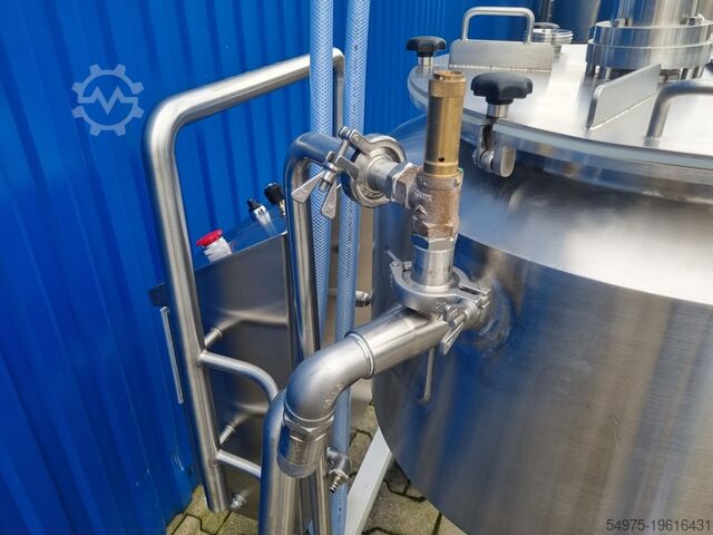 Stainless steel tank with agitator Jentec GmbH 