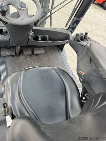 Treibgasstapler Linde H30T-02