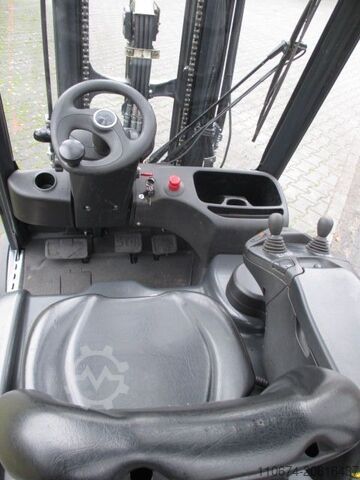 Elektro 3 Rad-Stapler Linde E18-02