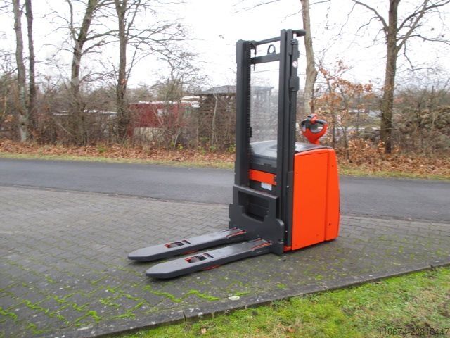 Hochhubwagen Linde L16