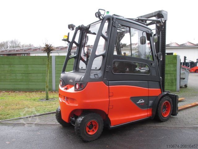 Elektro 4 Rad-Stapler Linde E50HL-01