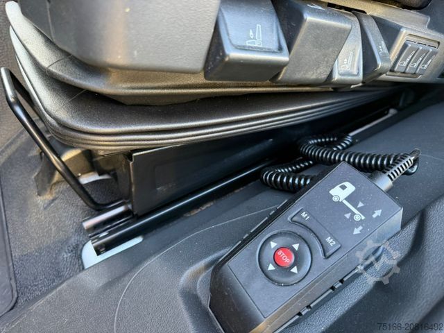 Transporter mit Koffer MERCEDES-BENZ ATEGO 818 L Koffer 5,30 m LBW 1,5 T*Klima*E6 D