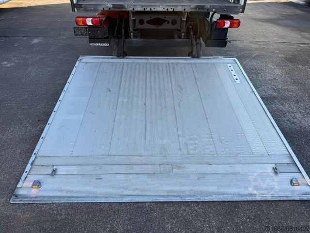 Transporter mit Koffer MERCEDES-BENZ ATEGO 818 L Koffer 5,30 m LBW 1,5 T*Klima*E6 D