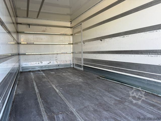 Transporter mit Koffer MERCEDES-BENZ ATEGO 818 L Koffer 5,30 m LBW 1,5 T*Klima*E6 D