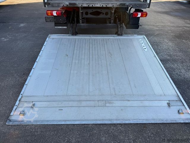 Transporter mit Koffer MERCEDES-BENZ ATEGO 818 L Koffer 5,30 m LBW 1,5 T*Klima*E6 D