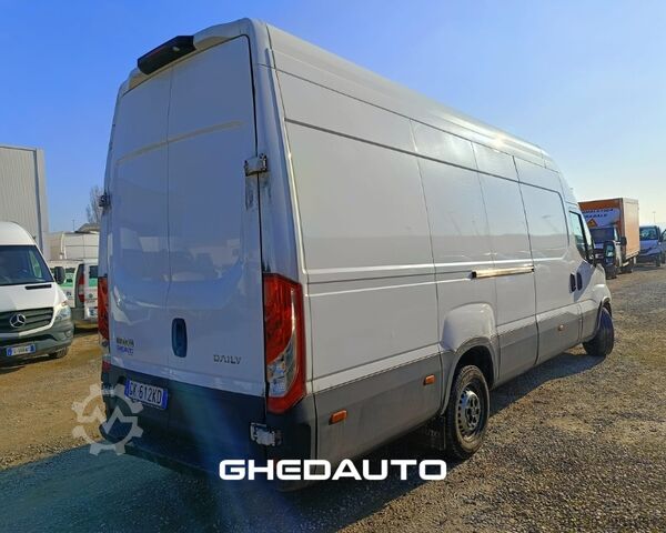 Minibus IVECO Daily V 35.14 2022 - Daily 35 S14 V H3 4100 LD
