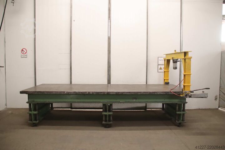 Aufspannplatte mit Richtpresse unbekannt 1510/4025/H900 mm
