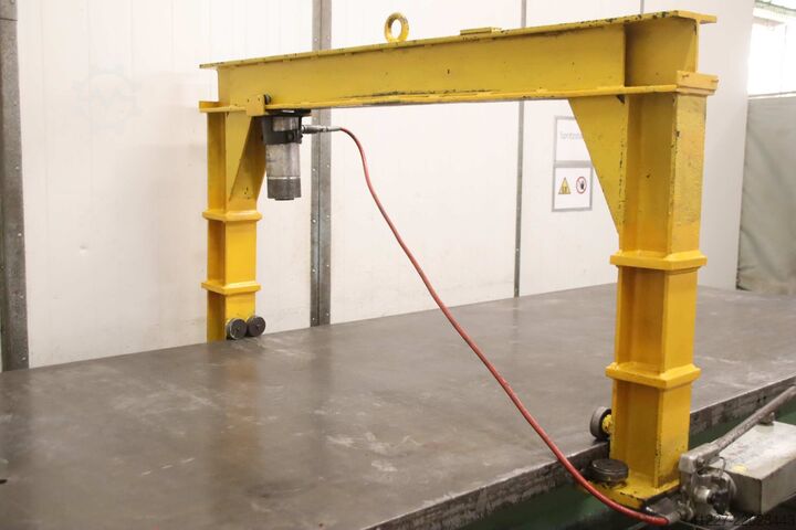 Aufspannplatte mit Richtpresse unbekannt 1510/4025/H900 mm